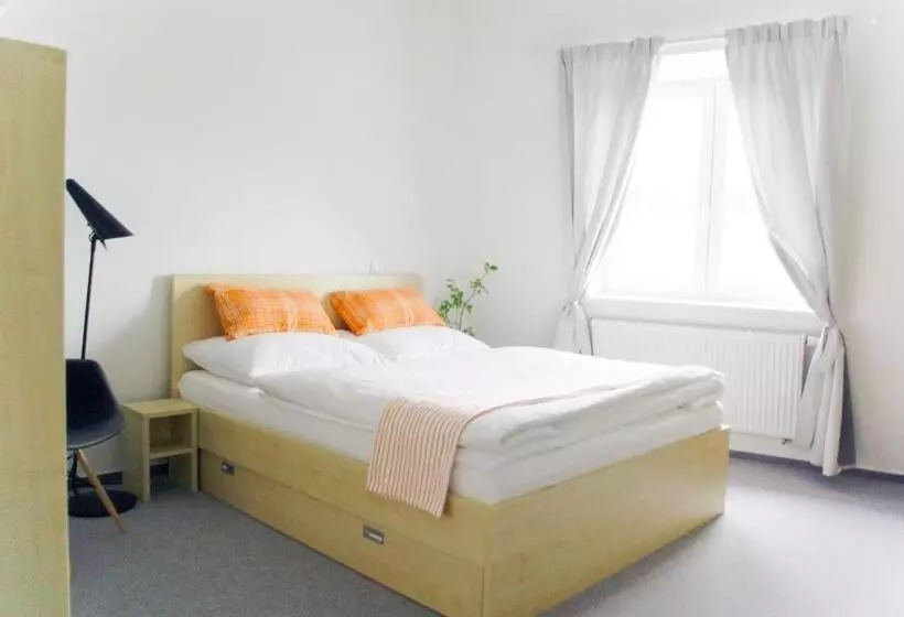 ペンション Penzion Kraličák