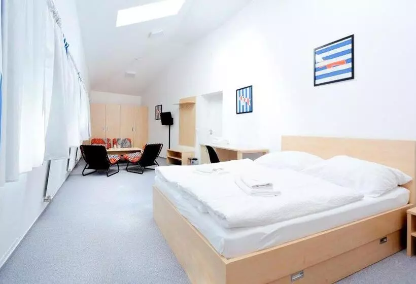 ペンション Penzion Kraličák