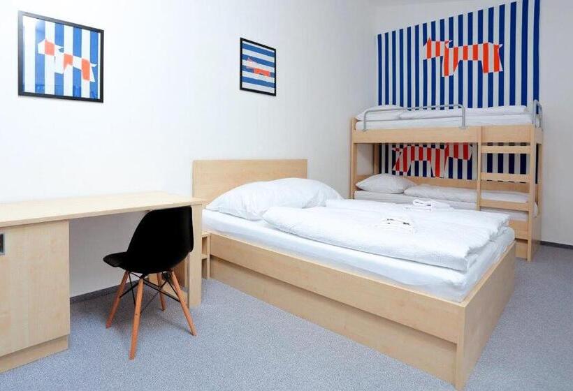 ペンション Penzion Kraličák