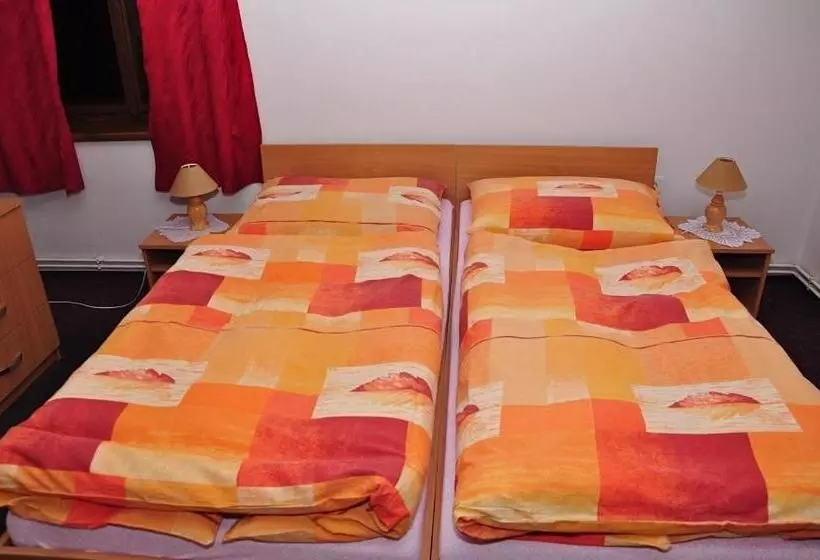 Majatalo Penzion Severák