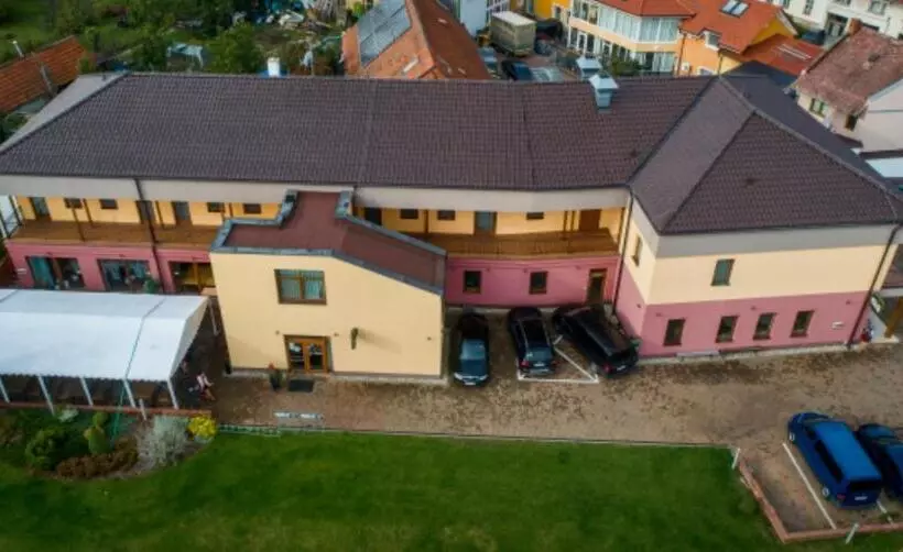 Majatalo Penzion U Bláhů