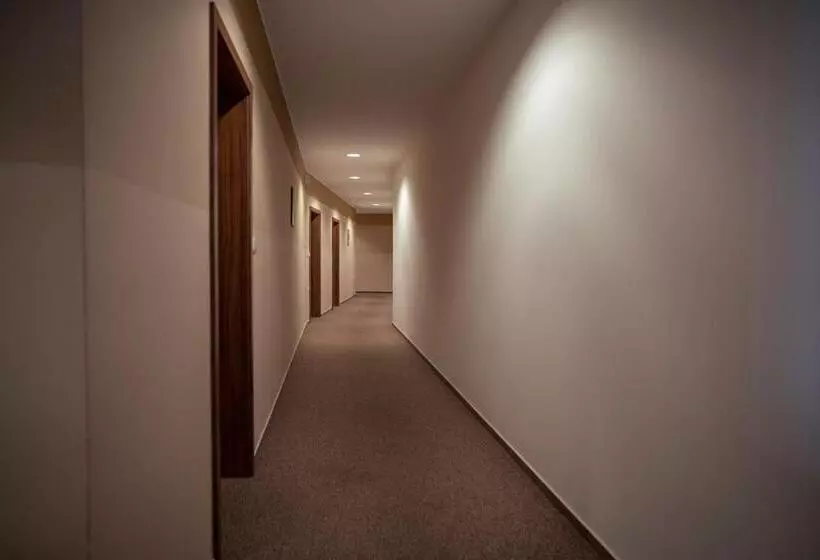 Majatalo Penzion U Bláhů