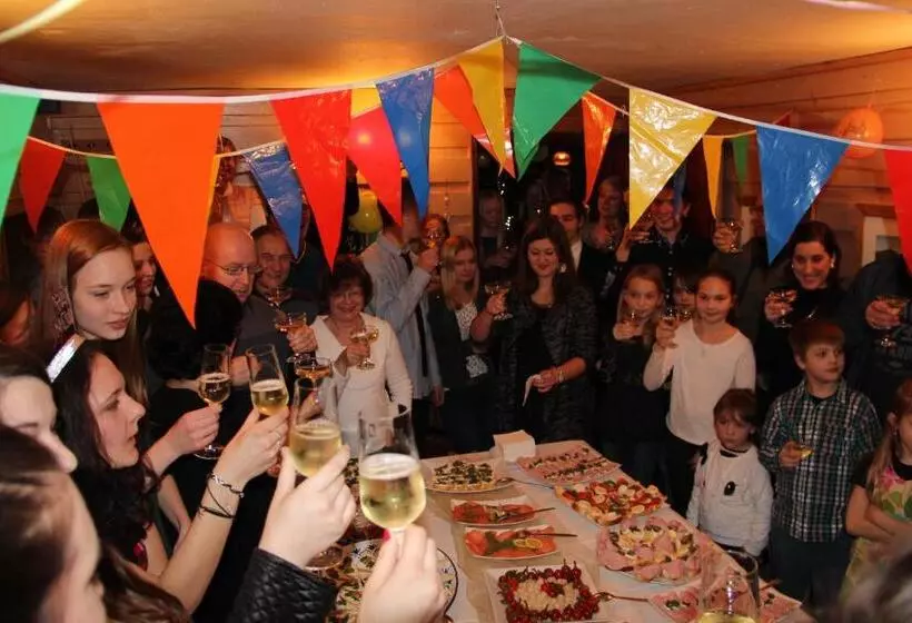 Majatalo Penzion U Kotle