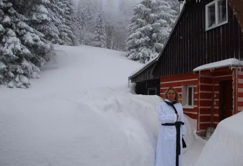 Majatalo Penzion U Kotle