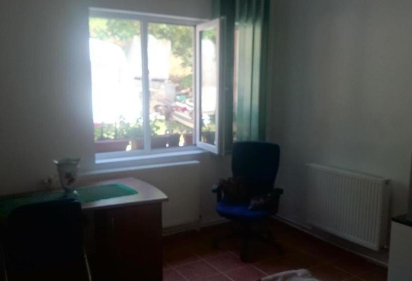 بنسيون Vila Mara