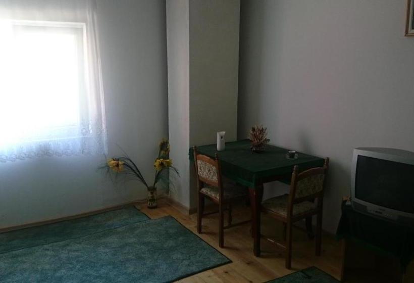 بنسيون Vila Mara