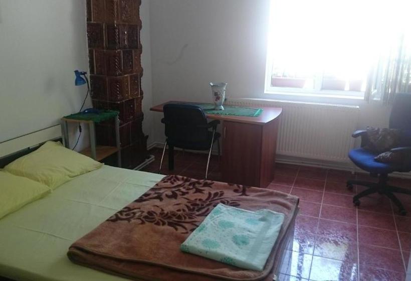 بنسيون Vila Mara