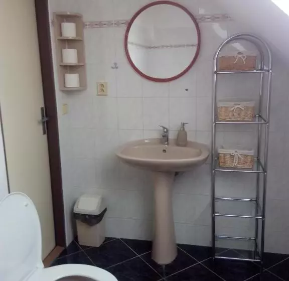 Pension Pastis