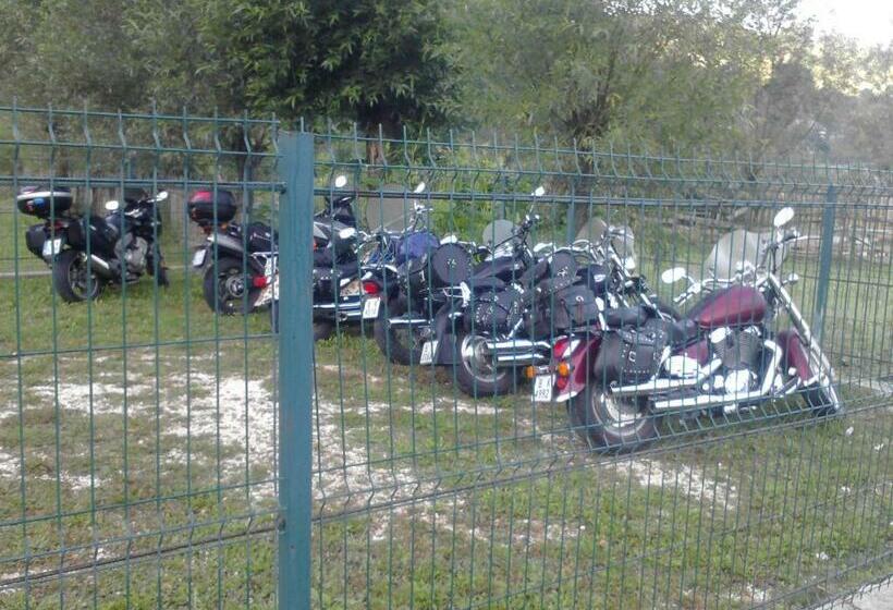 Pensiunea D O R U Arges