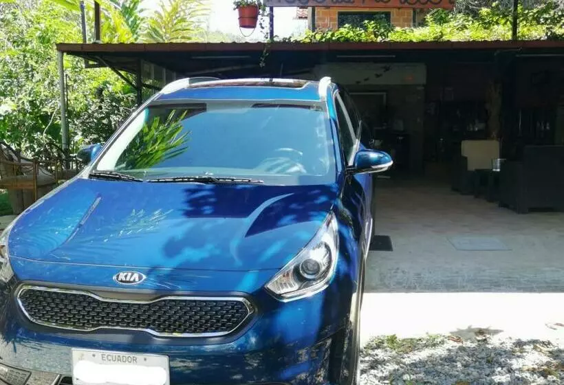 Retkeilymaja Hosteria Florecer