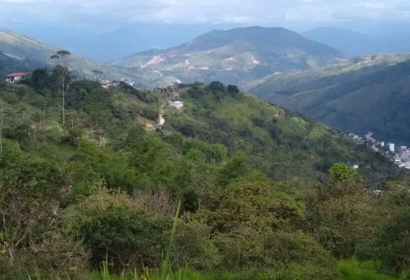 Retkeilymaja Hosteria Florecer