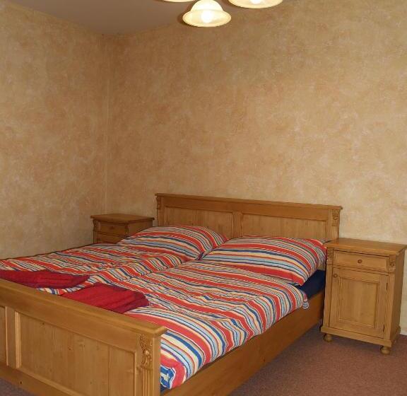 호스텔 Penzion Pivovar Vraník