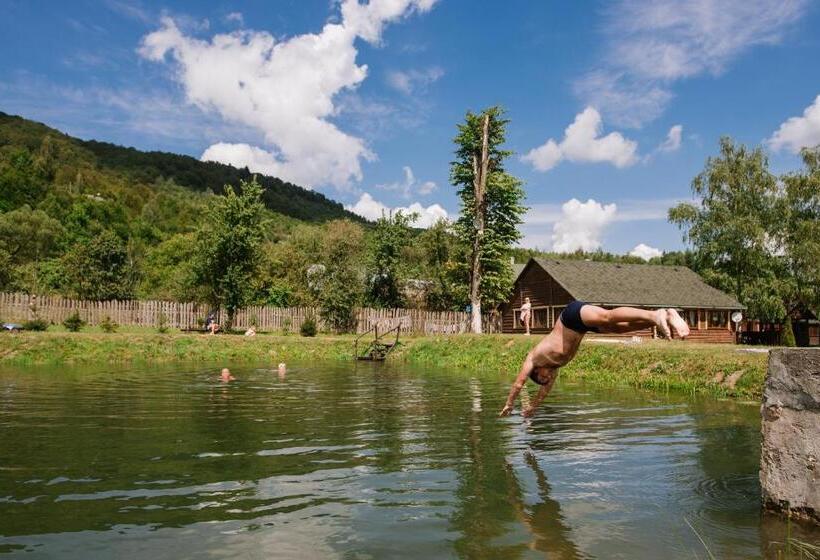 Hostel рибничанка