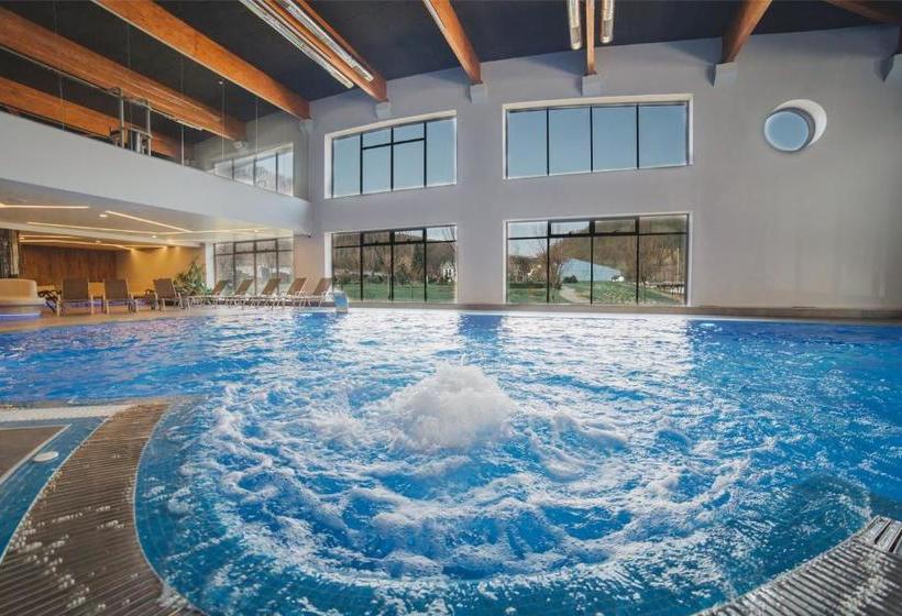 Apartament Hotel By Derenivska Kupil