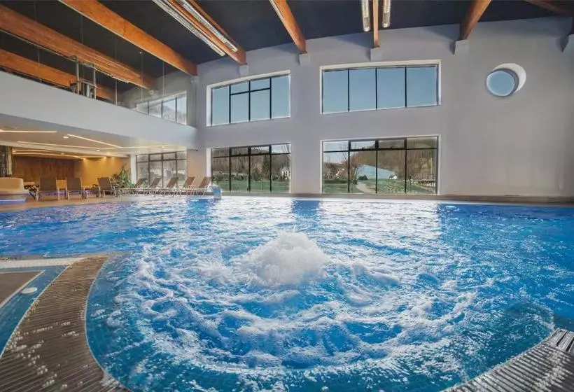 Apartament Hotel By Derenivska Kupil