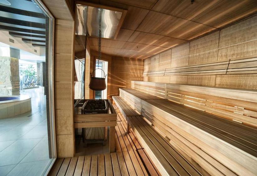 Apartament Hotel By Derenivska Kupil