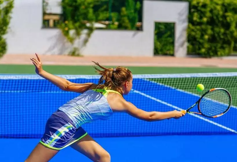 Apartament Hotel By Derenivska Kupil