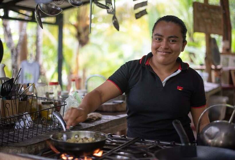 مبيت وإفطار Selvista Guesthouses