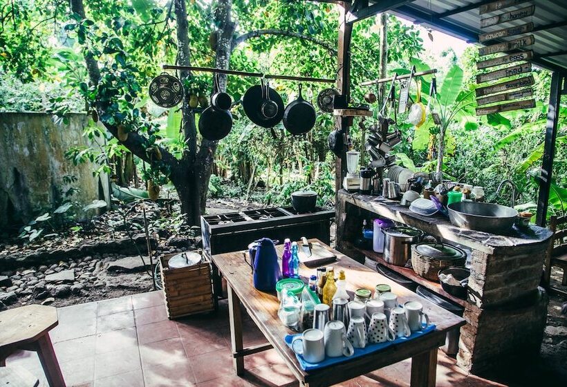 مبيت وإفطار Selvista Guesthouses