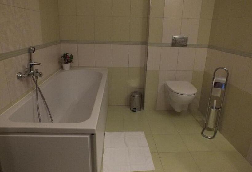 ホテル Golf Bitozeves