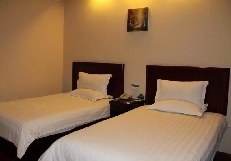 Hotelli Greentree Inn Henan Zhengzhou Shangjie District Xuchang Road Express