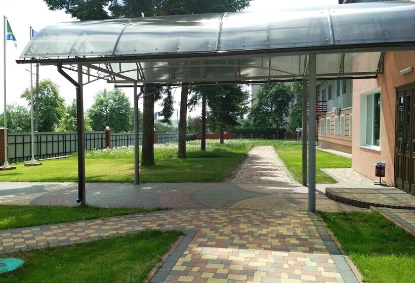 בית מלון כפרי Kiev Plus