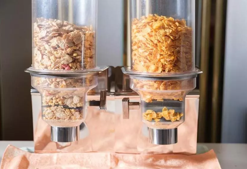 Hotelli Yokaichi Royal