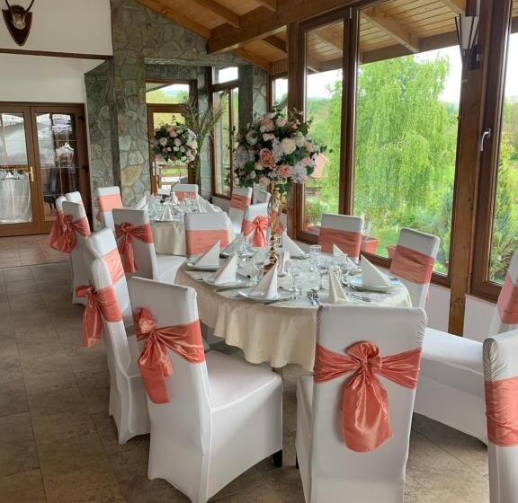 Pensão Alex & Maria