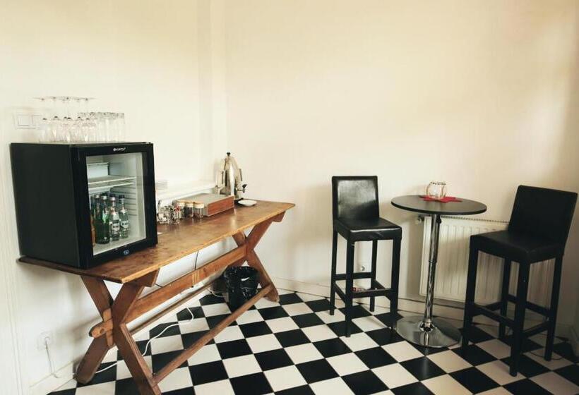 Пансион Boutique Hotel Le Baron