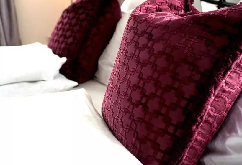 Majatalo Boutique Hotel Le Baron