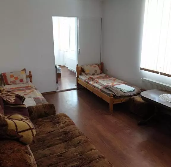 Majatalo Guest House Chala