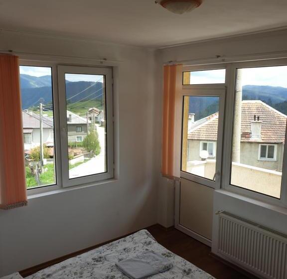 Pension Guest House Chala