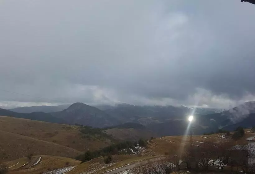 Majatalo Guest House Chala