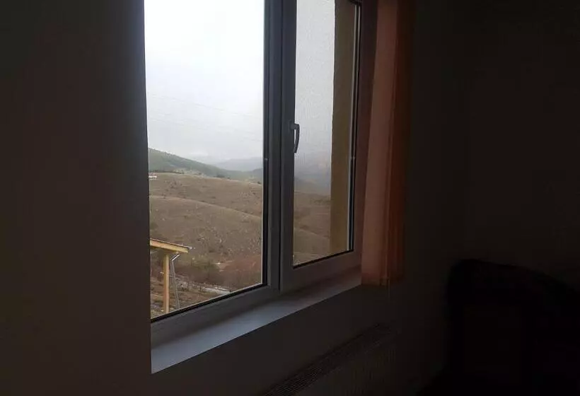 Majatalo Guest House Chala