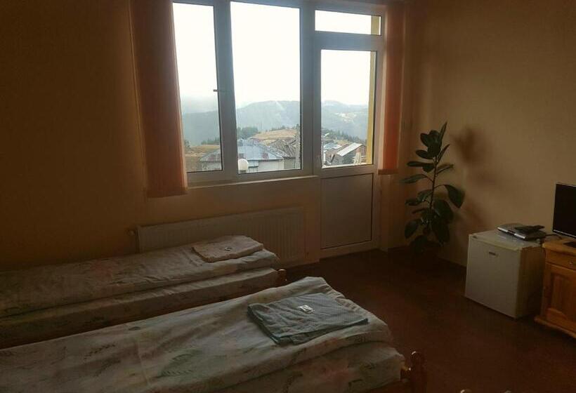 Pension Guest House Chala