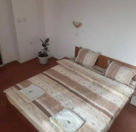 Majatalo Guest House Chala