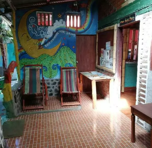 Majatalo Lazy Crab Hostel