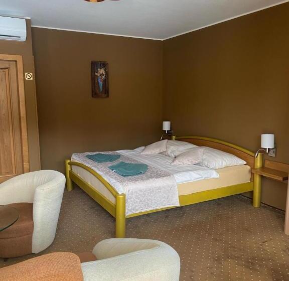 פנסיון Penzion Jople