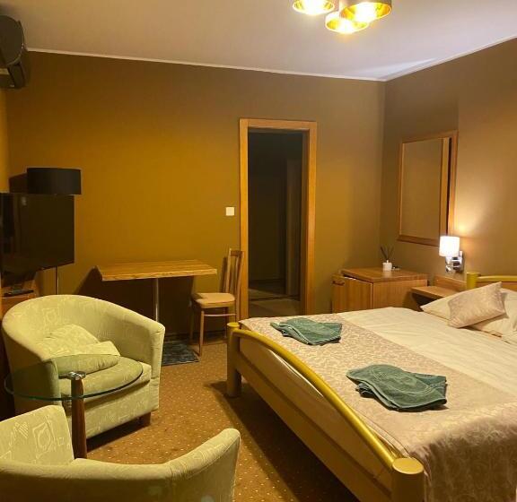 פנסיון Penzion Jople