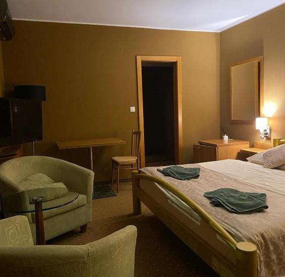 פנסיון Penzion Jople