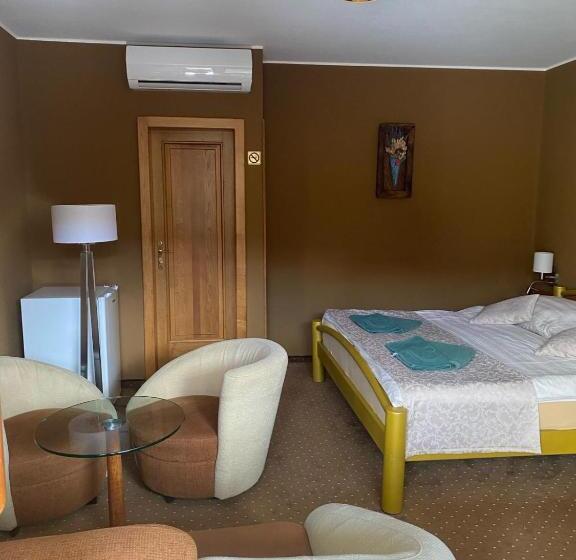 פנסיון Penzion Jople