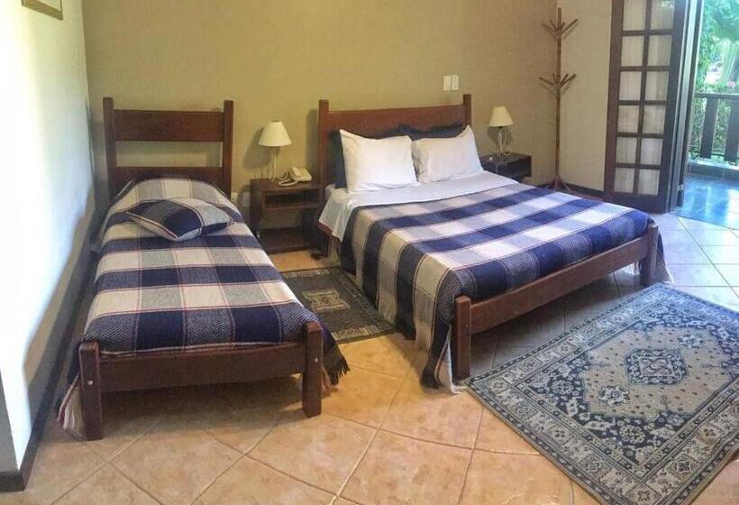 ペンション Pousada Muriqui