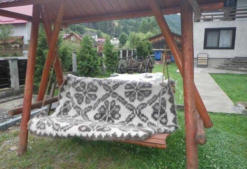 Pensiunea La Rachitele