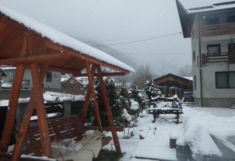 Pensiunea La Rachitele