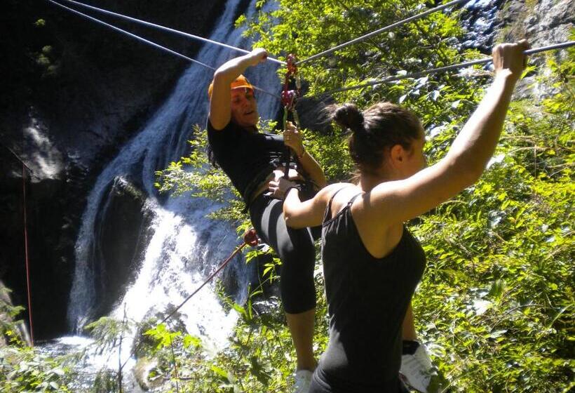 Pensiunea La Rachitele