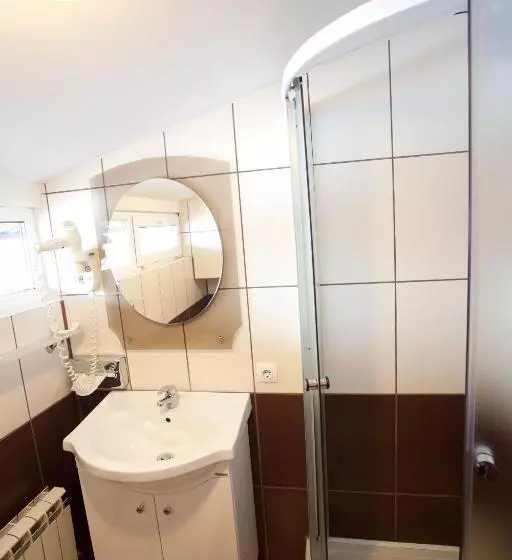 Pensiunea Romeo Tecuci