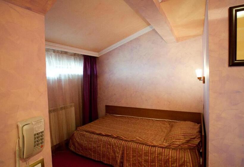 Pensiunea Romeo Tecuci