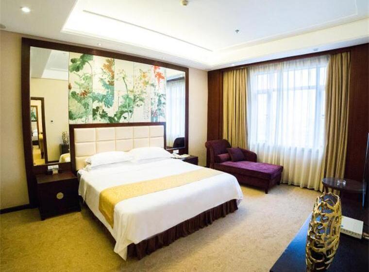 Vienna Hotel Lufeng Peopole Road