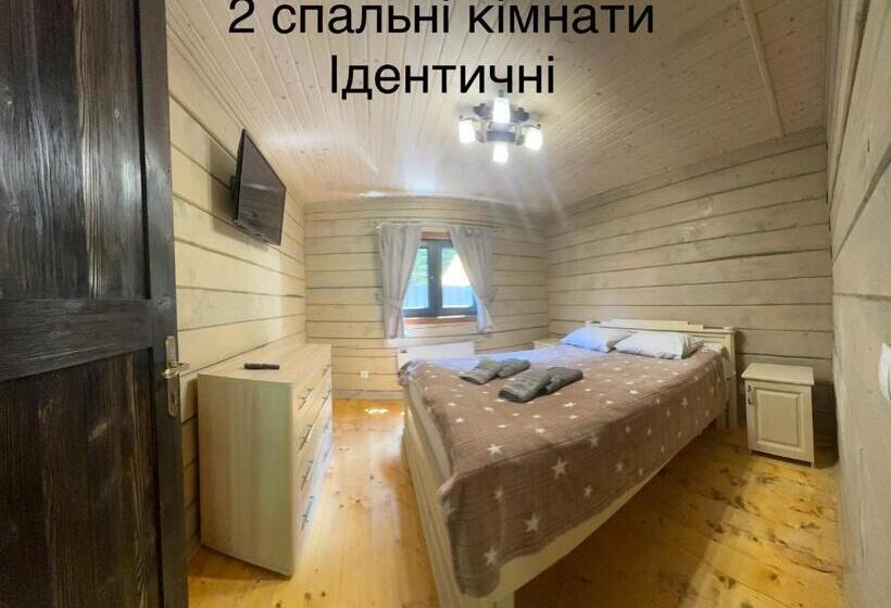 호스텔 Berloga Sinevir