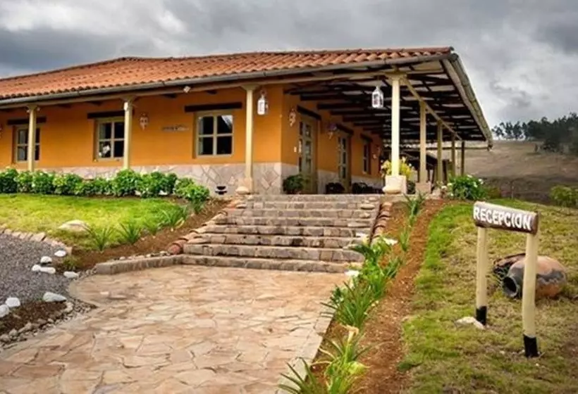 ユースホステル Tambo Sapalanchan